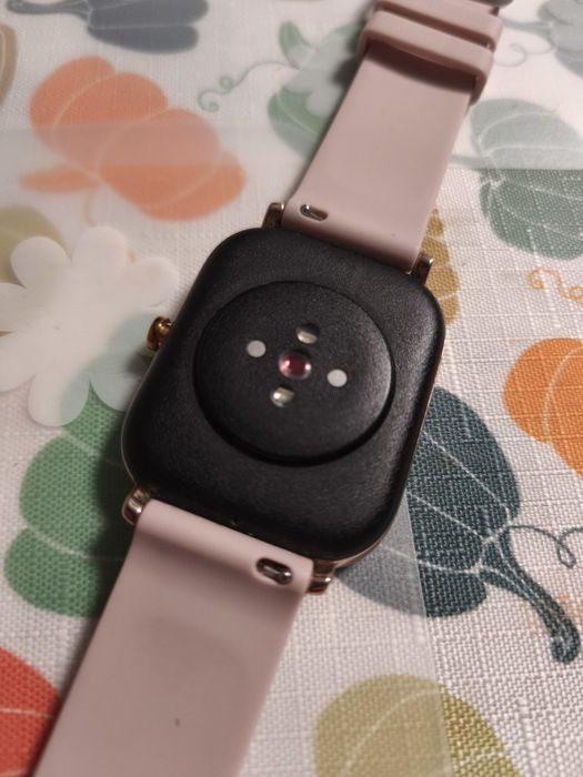 смарт-годинник Amazfit GTS