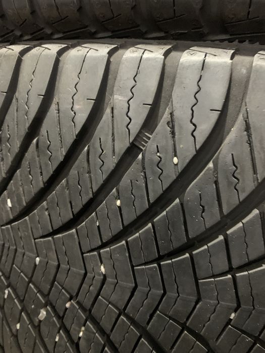 225/55 R17 Goodyear Vector 4Seasons Gen-2 Комплект, ПАРА всеезонні