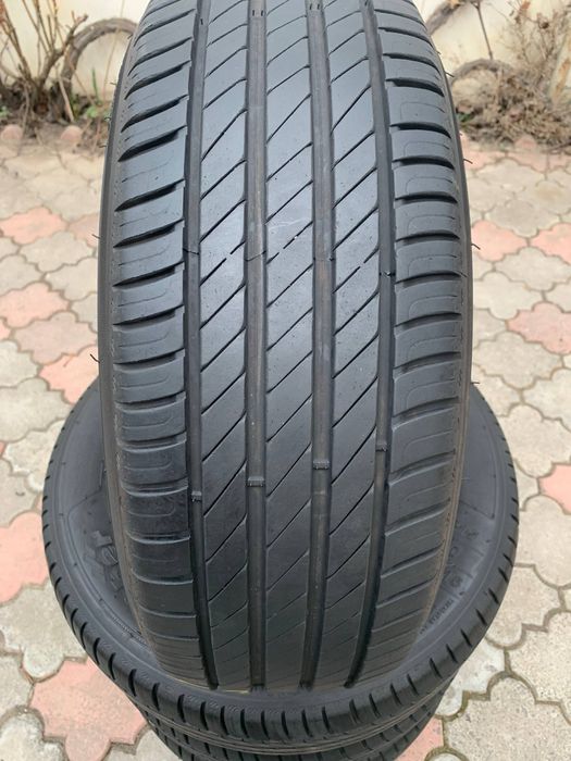 Kleber Dynarex HP 4 215/60/16