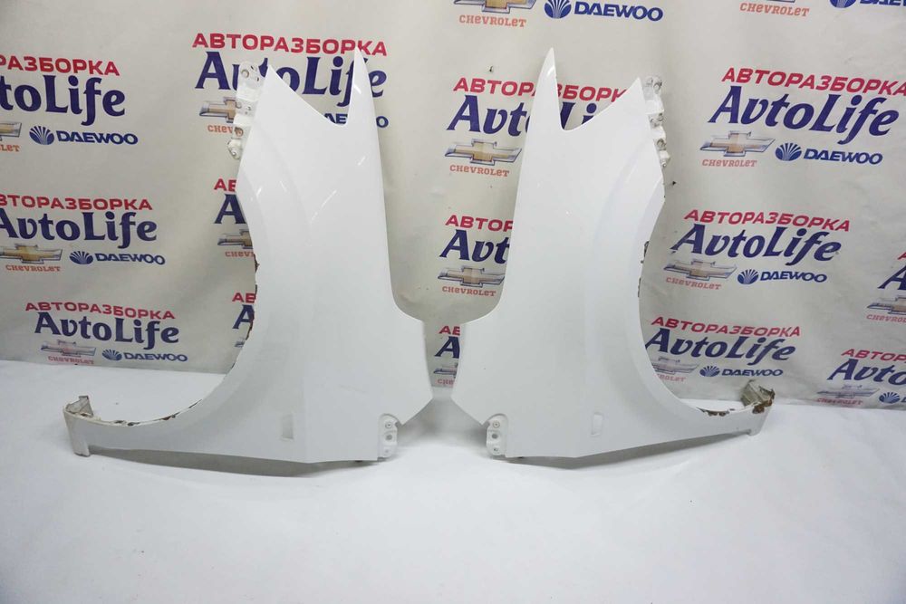 Крило перед Chevrolet Aveo\Шевроле Авео Т300