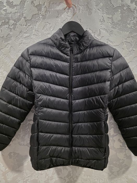 Куртка ( витрівка) жіноча