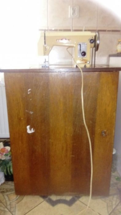 Sprzedam maszynę do szycia