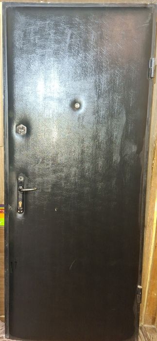 Продам бронедвері