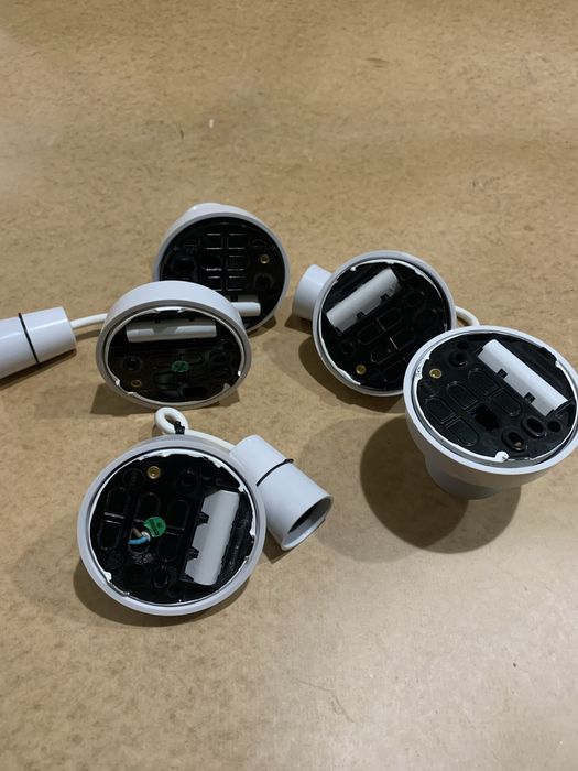 Потолочные подвесные светильники и ламподеожатели