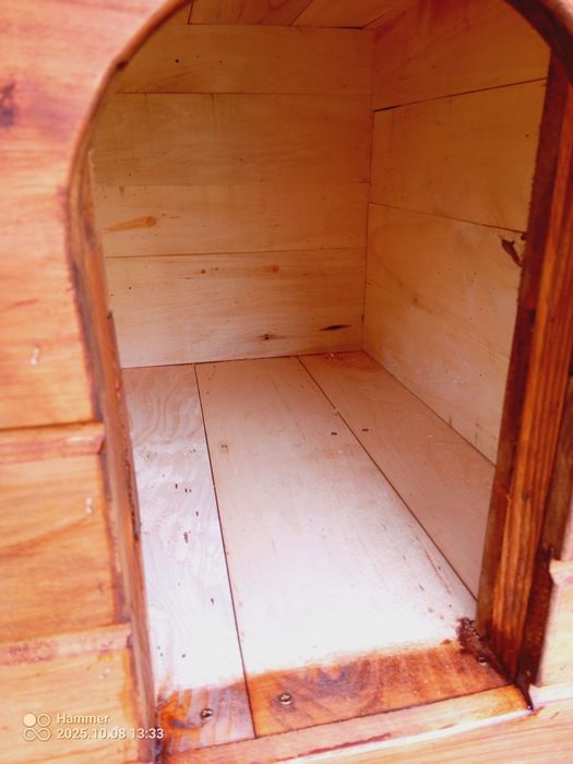 Budy dla psa duża i mala