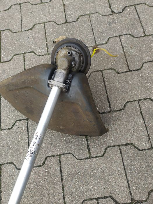 kosa spalinowa. Części