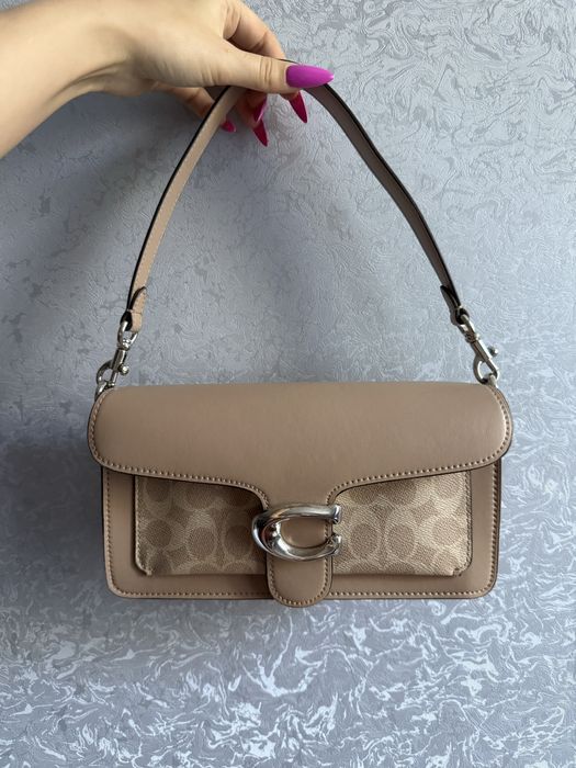 Сумка Coach Tabby бежева