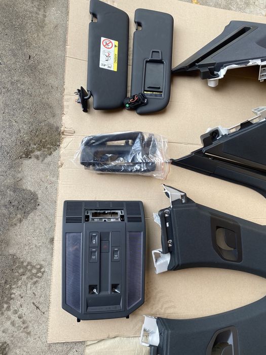 Потолок чорний, елементи салону Touareg CR R-line