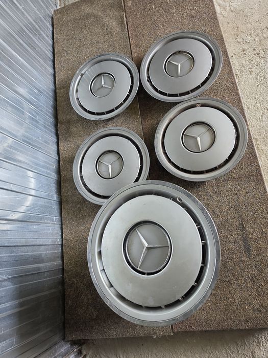 Kolpak ,dekielek Mercedes 124 401 0924 z chrom  15cali .Oryginal