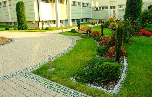 Wycinka drzew, prześwietlenie, pielęgnacja ogrodów prace w ogrodzie