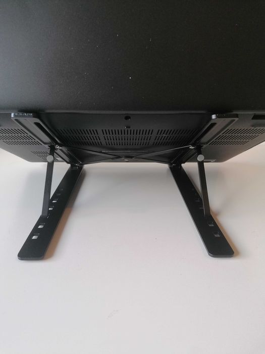 Suporte para portátil dobrável e ajustável, de alumínio.