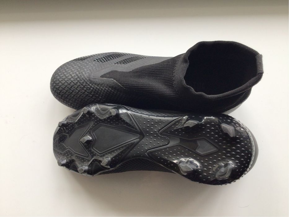 Футбольные бутсы Adidas Predator 38 р.