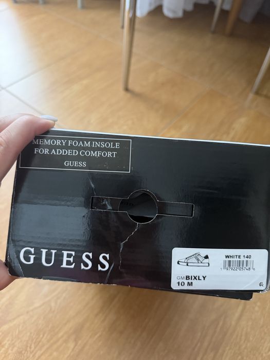 Чоловічі кеди Guess