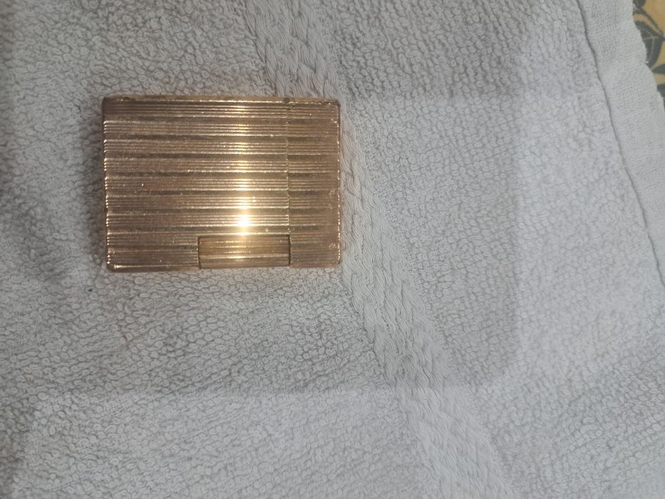 Esqueiro dupont dourado