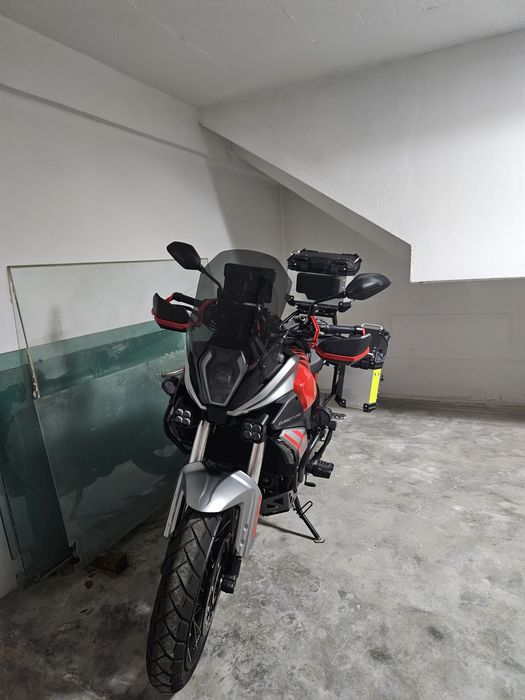 Vendo mota QJ Motor