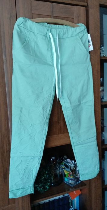 Mietowe gnieciuchy  nowe spodnie