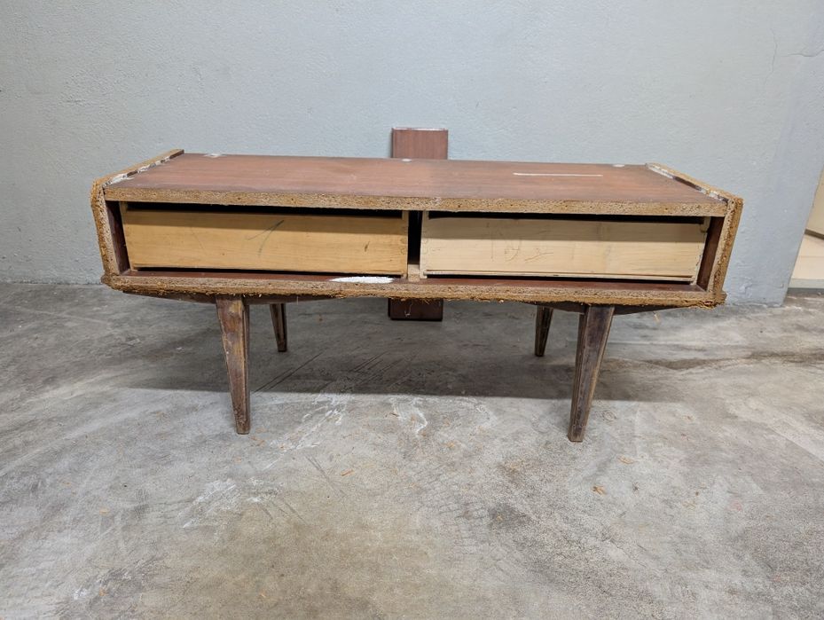 Movel vintage para restauro