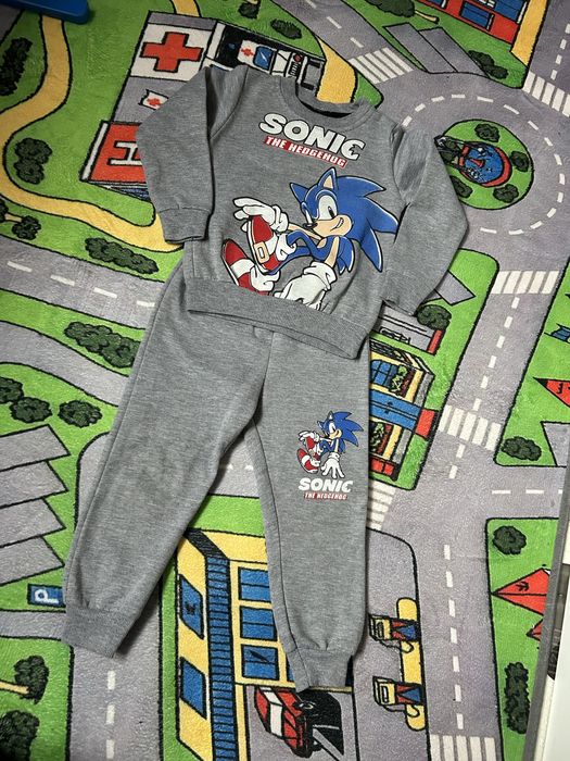 Dres sonic dla chlopca