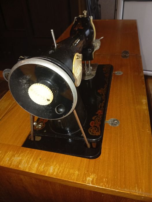 Швейна машинка ПМЗ