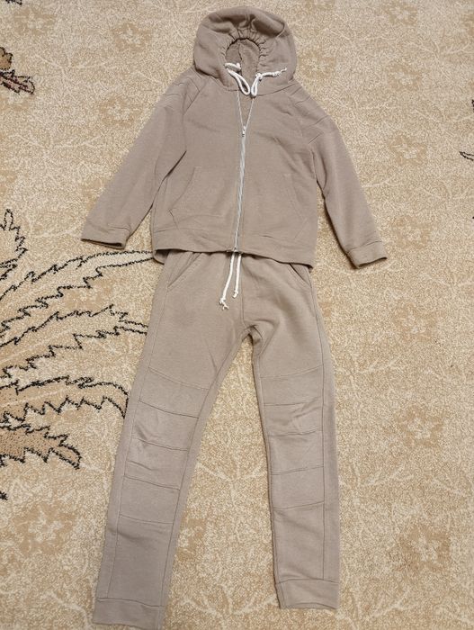 Костюм спортивний