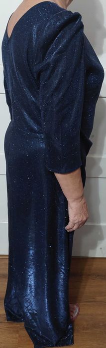 Elegancka Suknia Wyszczuplająca r.46