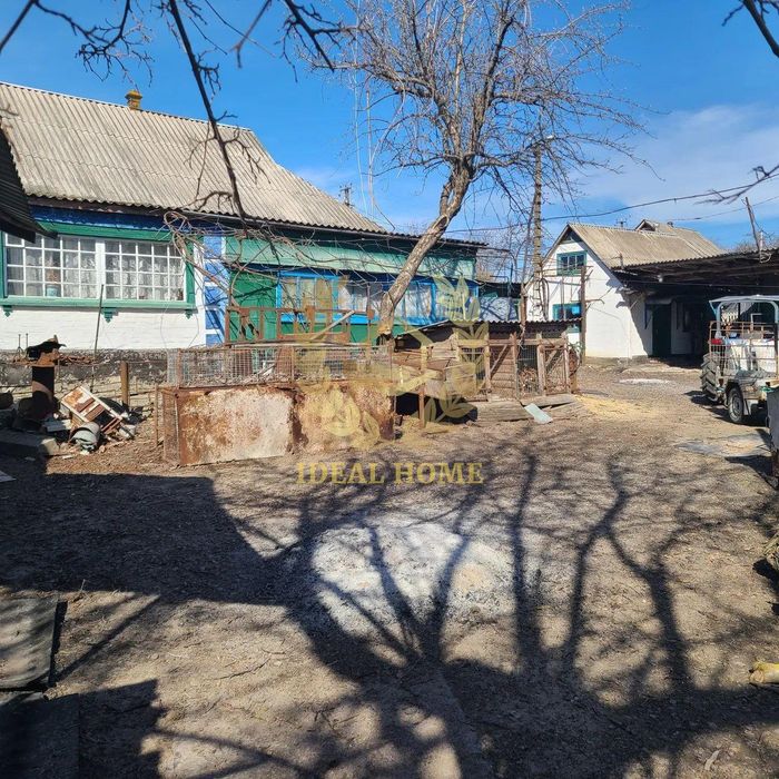 Продам будинок в с. Дрозди