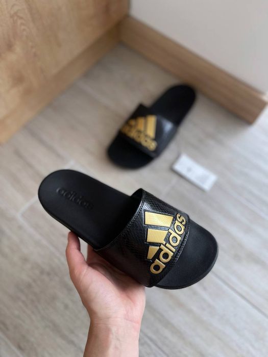 Adidas Adilette Comfort Slides