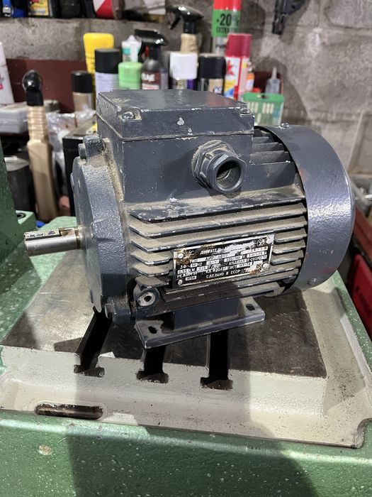 Продам електродвигун 0,55kw