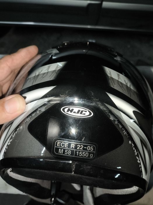 Capacetes integrais HJC Preto M e Verde S