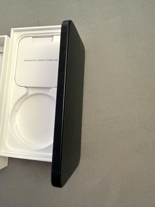 iPhone 15 128 GB Preto - Novo
