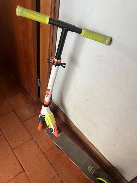 Trotinete 2 Rodas - usado/Conservado