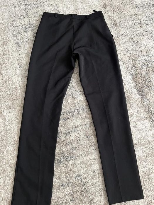 Жіночі чорні брюки