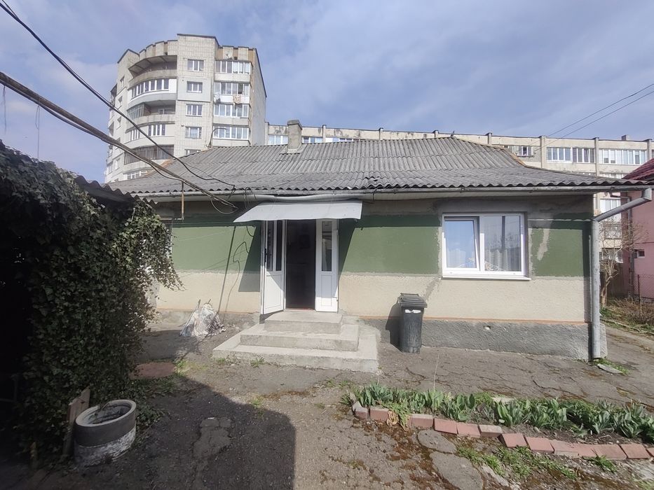 Продаж будинку у Трускавці
