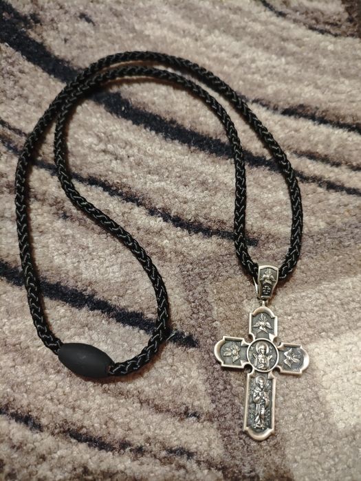 Крест серебро с чернением на шнурке