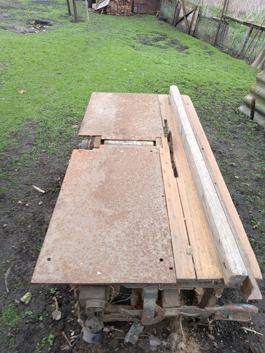 Продам циркулярку з стругальним станком в відмінному стані