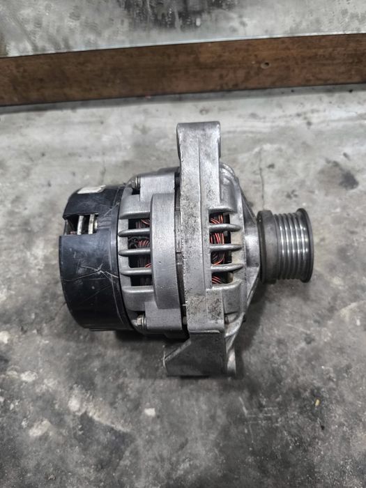 Продам генератор ваз2110