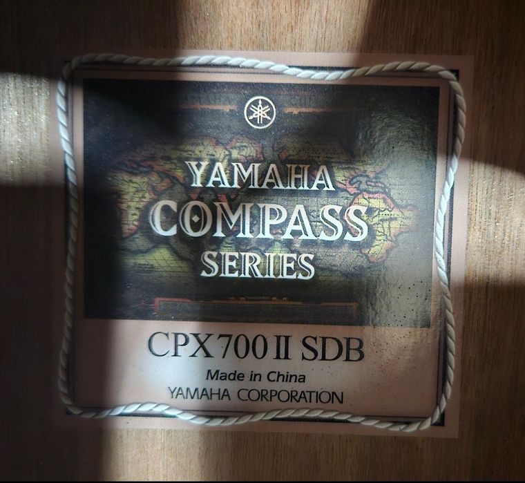 Yamaha CPX 700II SDB гітара електроакустична акустична