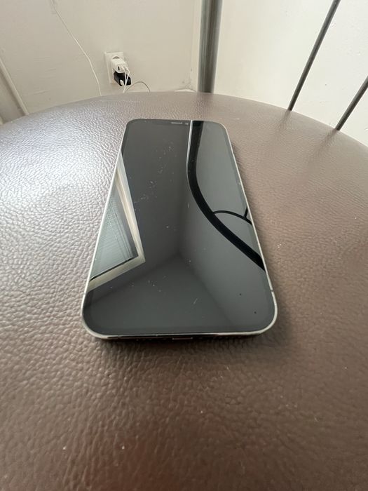 iPhone 12 PRO.  .