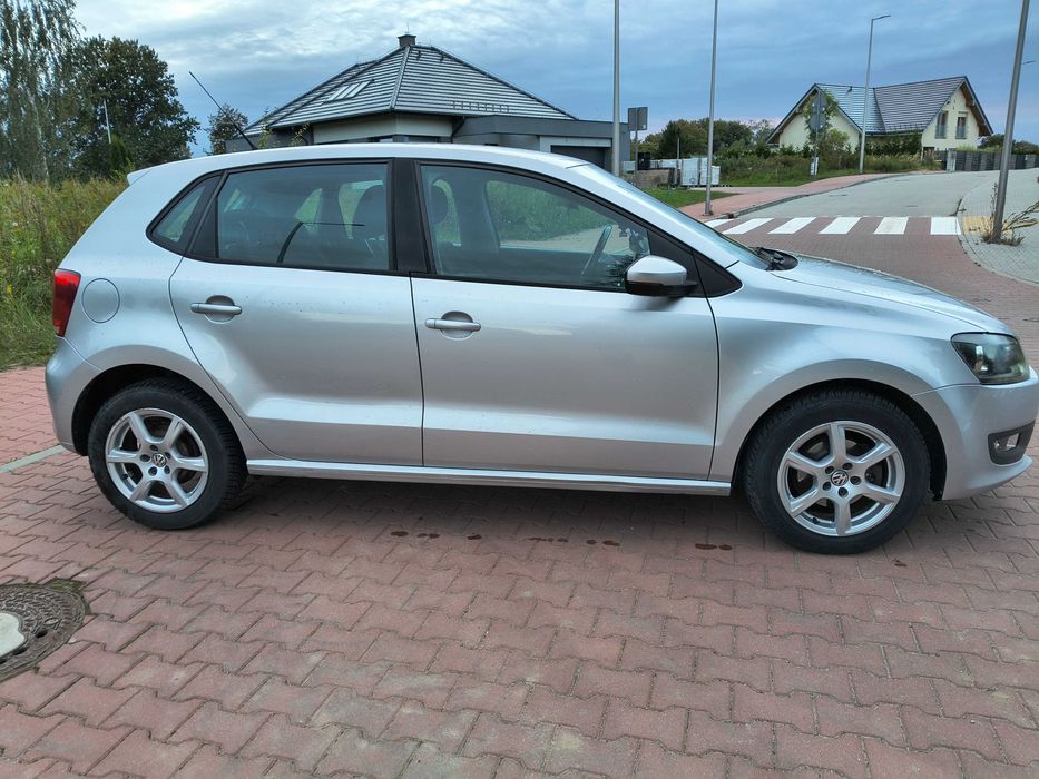 polo 1.2 benzyna alufelgi światła do jazdy dziennej