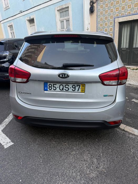 Kia carens 7 lugares