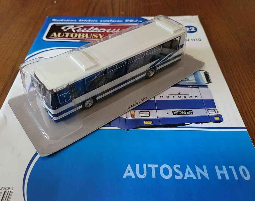 Kultowe Autobusy PRL - Autosan H10 1:72