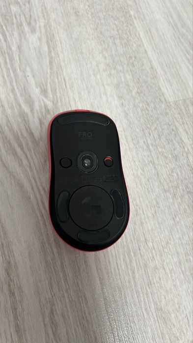 На гарантіі Logiech g pro 2 lightspeed Pink