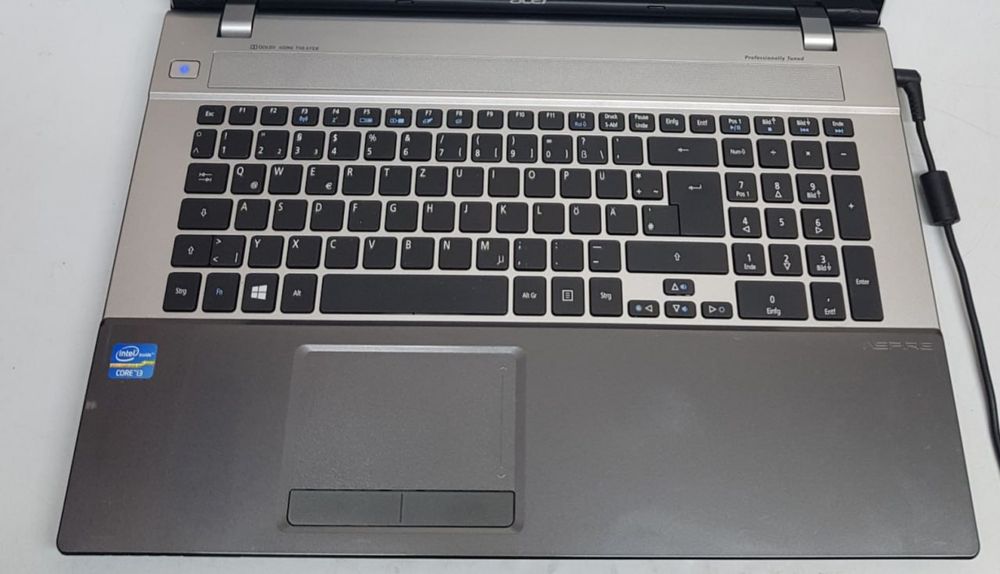 Acer Aspire V3-771 з 17.3" HD+, i5-3210/ 8GB Oзу\ssd і HDD