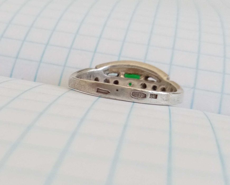 Каблучка перстень Срібло 925 проба. Золота вставка, розмір 16,3