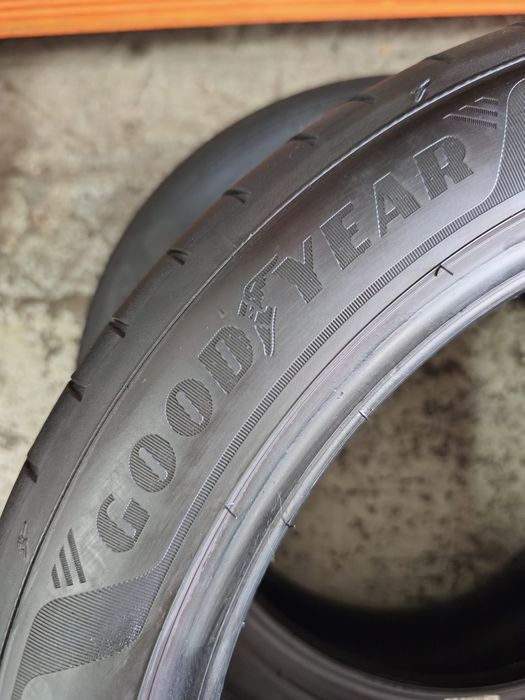 Pneus 225/45r17 Good Year Eagle F1 Asymmetric 6 com 75% piso