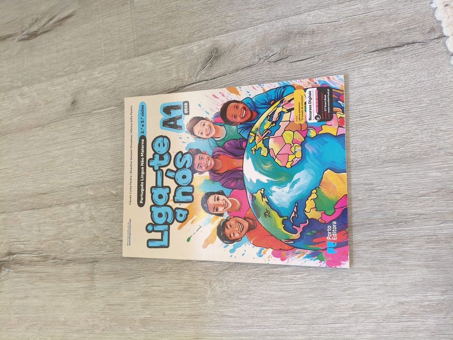 Manuais e cadernos de atividades 6 ano