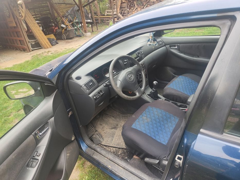 Toyota Corolla e12