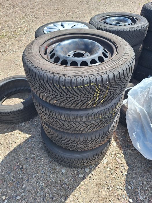 Felgi stalowe Audi A4 B8 205 60 r16