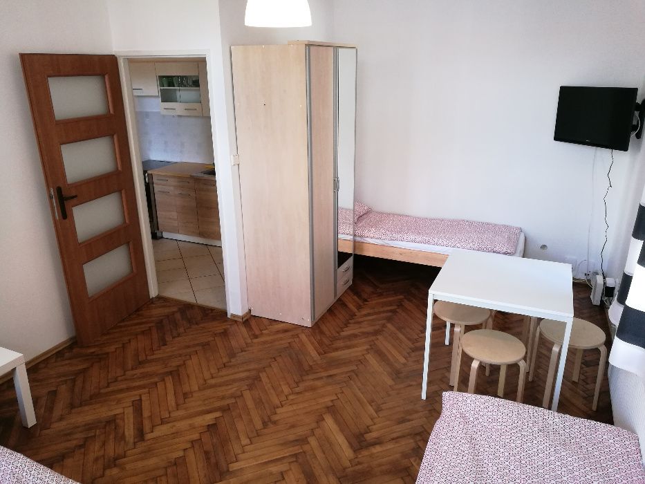 Komfortowe 2-pok. mieszkanie DLA FIRM 450m od Starego Miasta