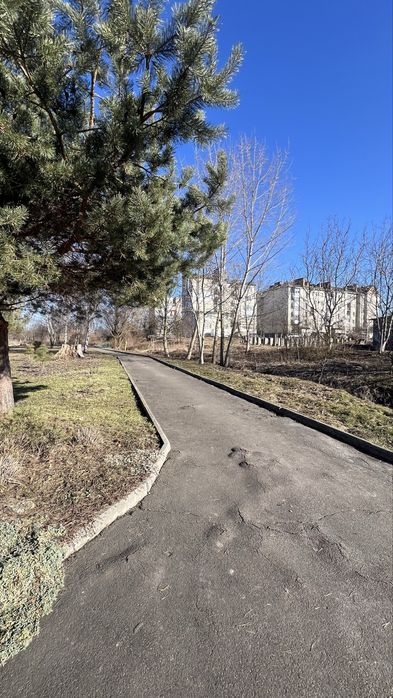 Центр продажу Здолбунів Клубний будинок р-н Гідропарк
